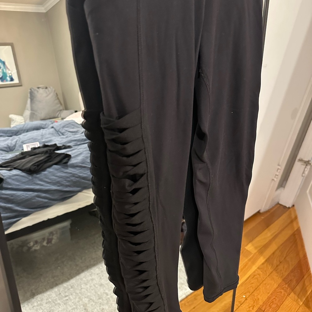 Black Leggings with Side Detailing